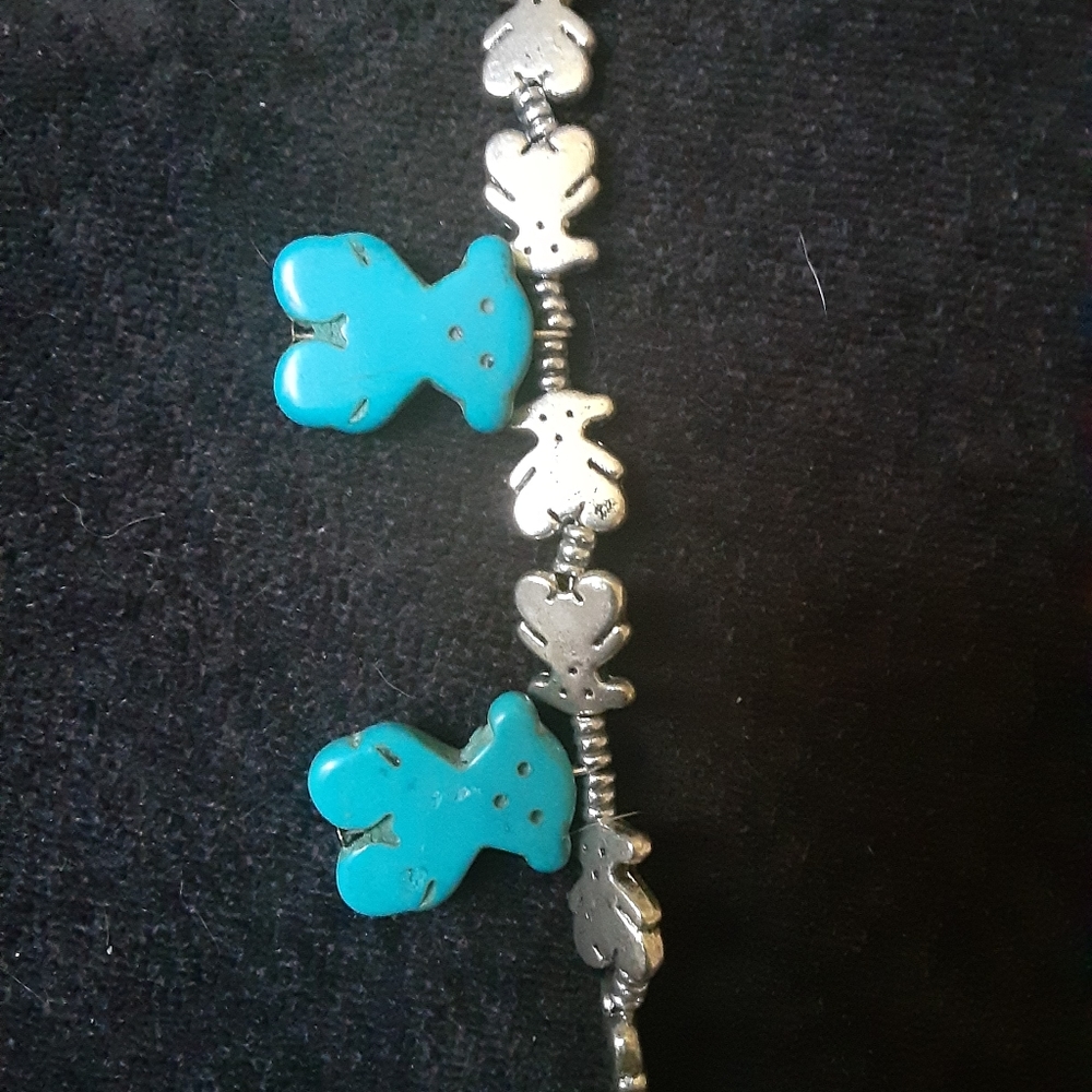 Turquoise - Picture 2 of 3